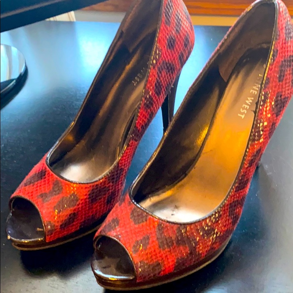 Women’s shoes